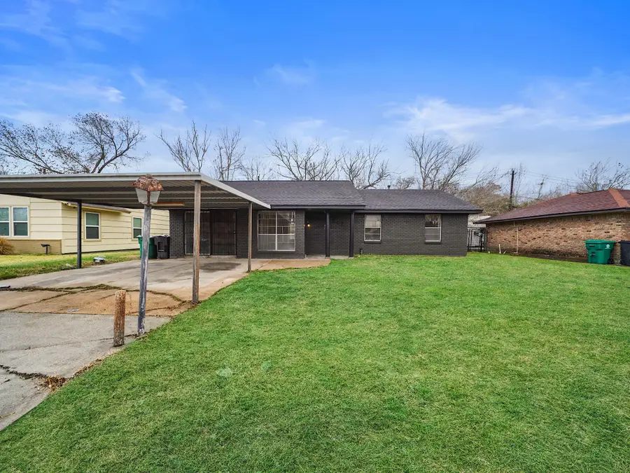 9347 Clearway Drive, Houston, TX 77033 - #2