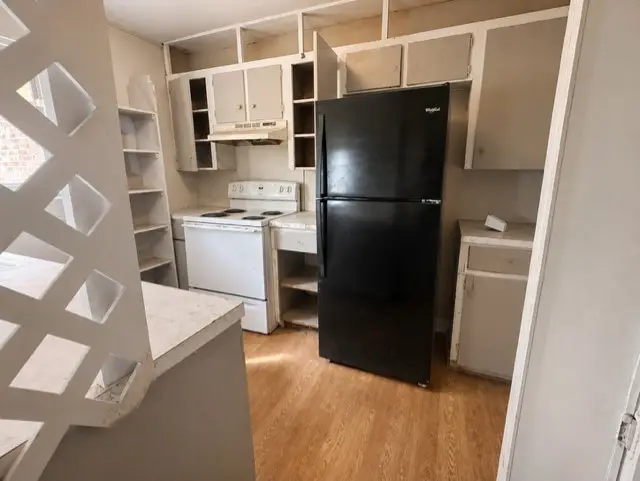 905 E Columbus Drive, Wharton, TX 77488 - #3
