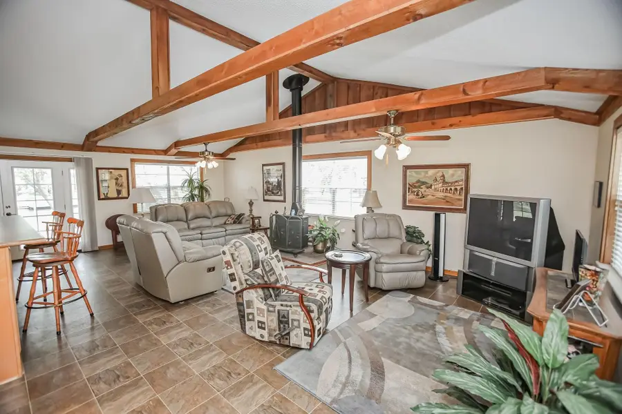 141 Private Road 652, Sargent, TX 77414 - Image #3