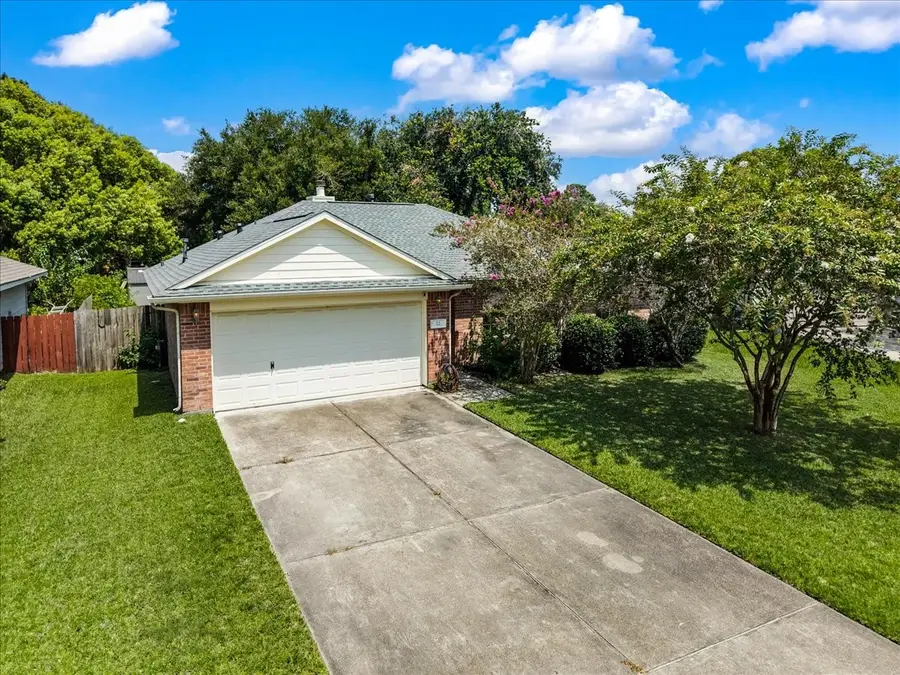 22 Highland Street, Texas City, TX 77591 - #2