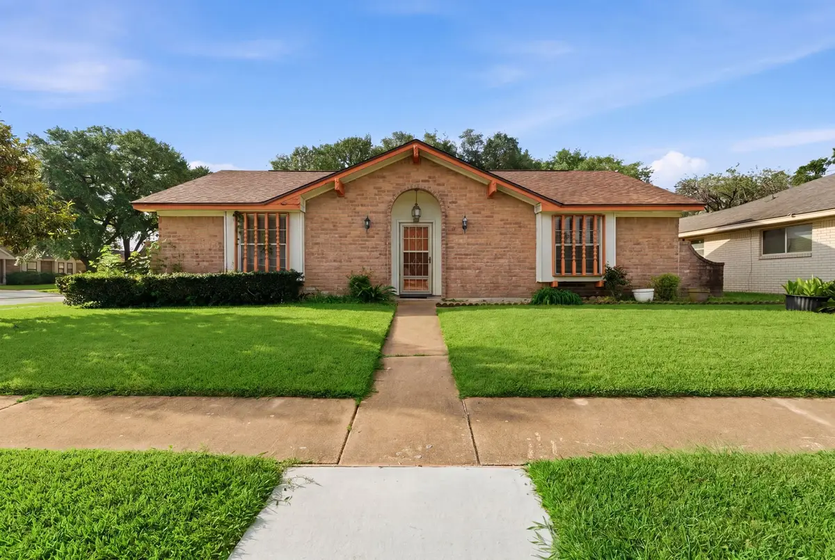 303 N Forest Boulevard, Houston, TX 77090 - #1