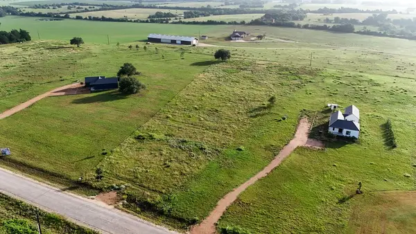334 Vineyard View Trail, Carmine, TX 78932