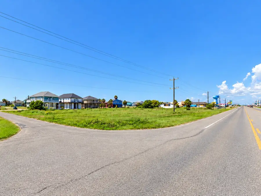 2058 Highway 87, Crystal Beach, TX 77650 - #3