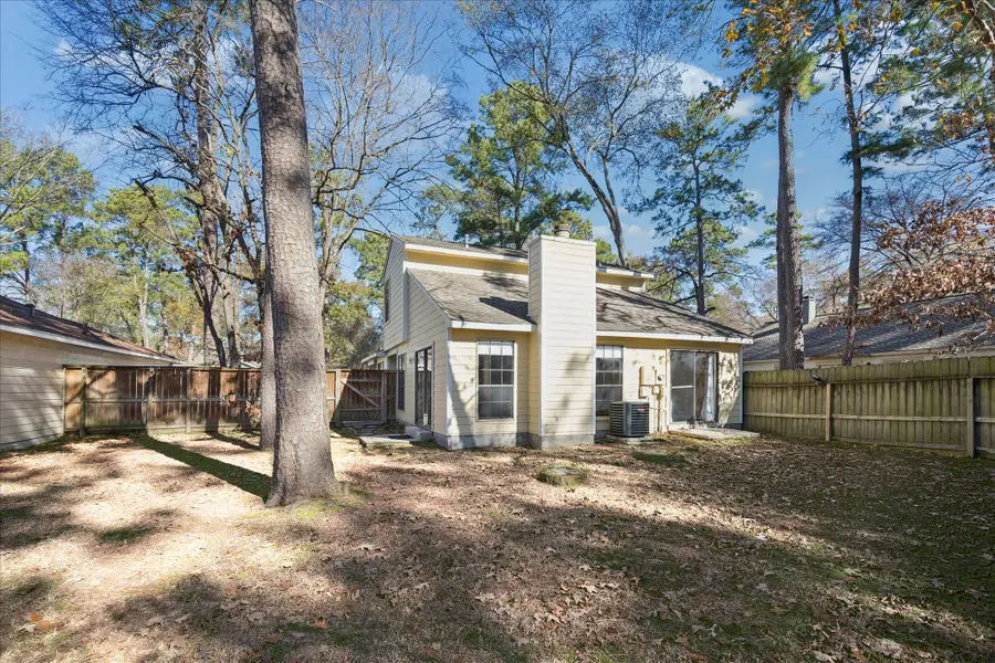 22 Camberwell Court, The Woodlands, TX 77380 - #2