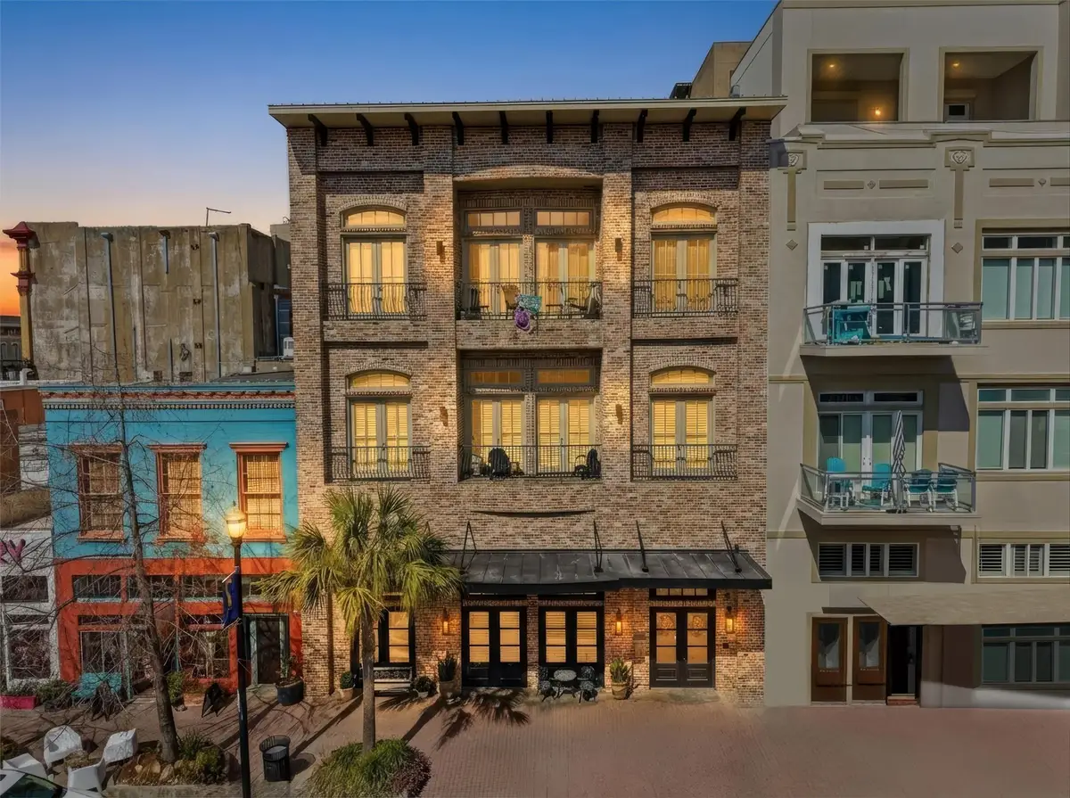 2214 Post Office Street #1A, Galveston, TX 77550 - #1