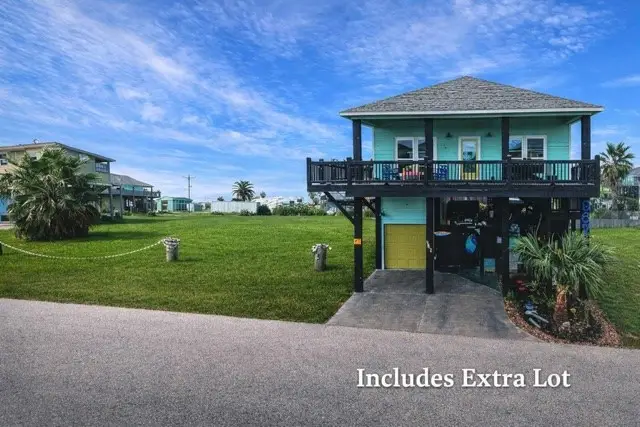 967 Meynig Dr, Crystal Beach, TX 77650 - #1