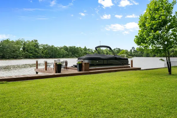 28403 Mendecino Glen Lane, Huffman, TX 77336
