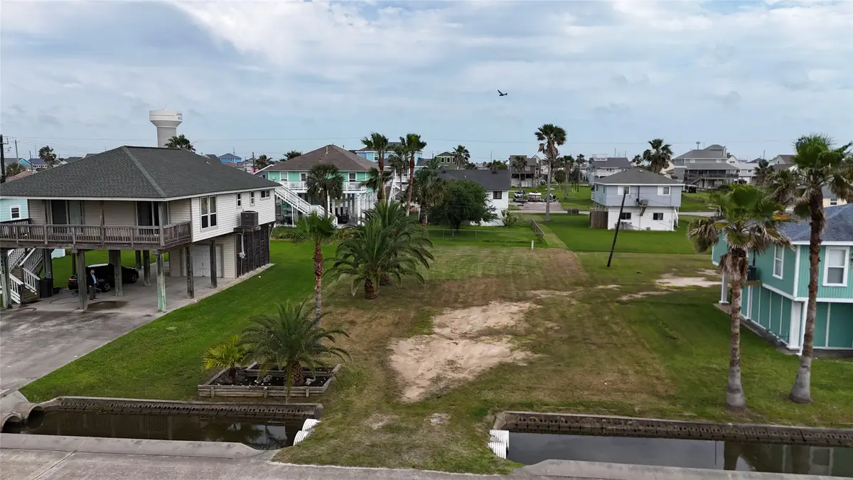 16619 Jolly Roger, Jamaica Beach, TX 77554 - Image #1