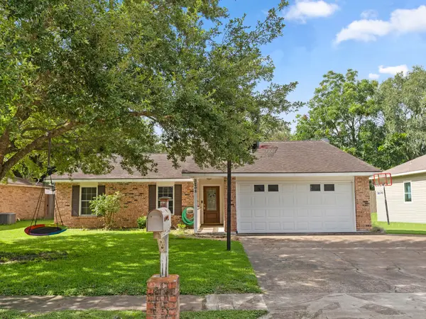 2208 Gontier Drive, Bay City, TX 77414