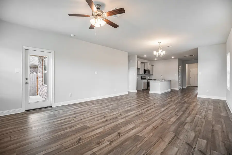 4329 West Bayou Maison Circle, Dickinson, TX 77539 - Image #3