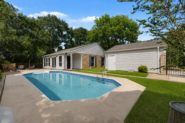 69 Wind Whisper Court, The Woodlands, TX 77380