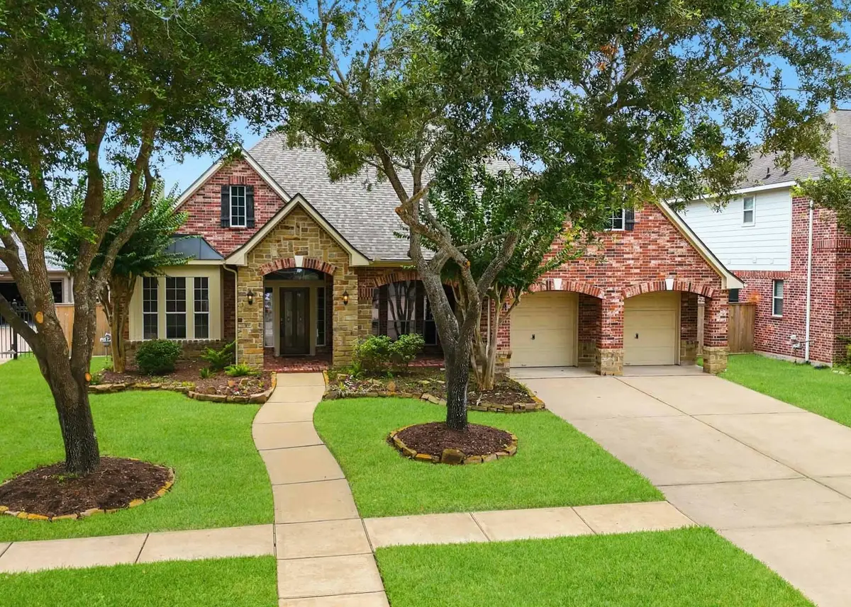 2107 Upland Shadows Drive, Sugar Land, TX 77479 - #1
