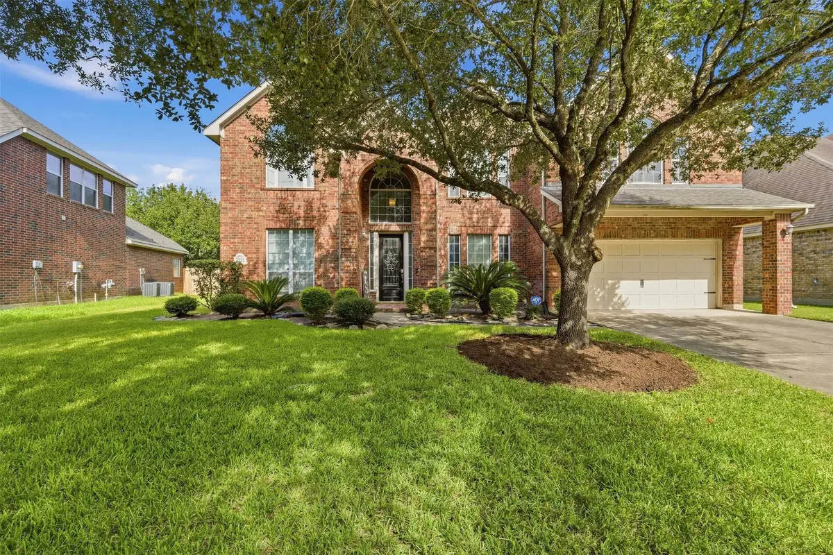 6222 Canyon Chase Drive, Richmond, TX 77469 - #1