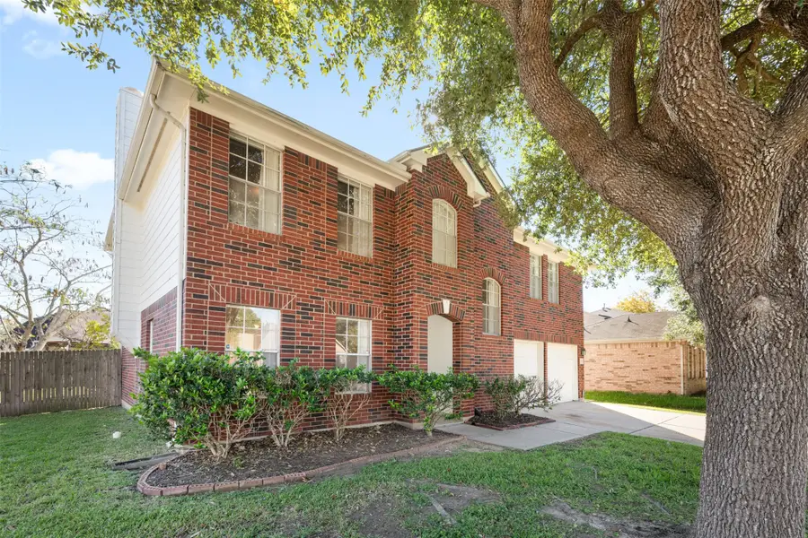 17103 Canterbury Green Court, Sugar Land, TX 77498 - #2