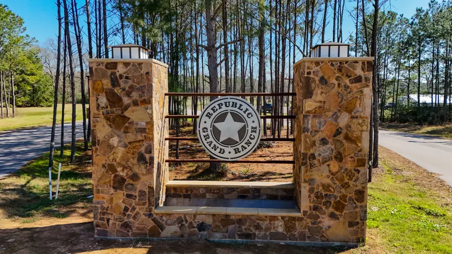 15427 Forest Grove Drive, Willis, TX 77378 - Image #3