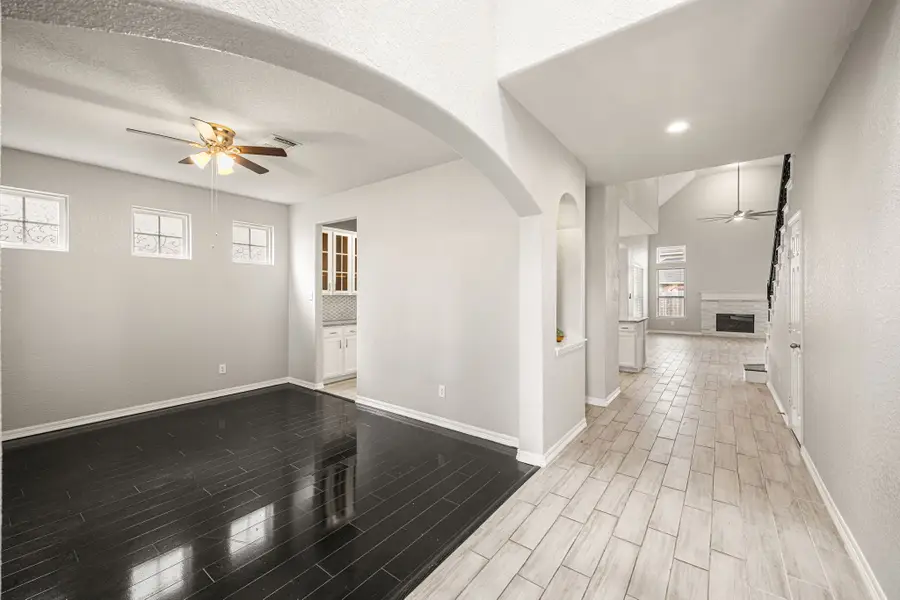 21018 Oakley Hill Court, Richmond, TX 77406 - Image #3