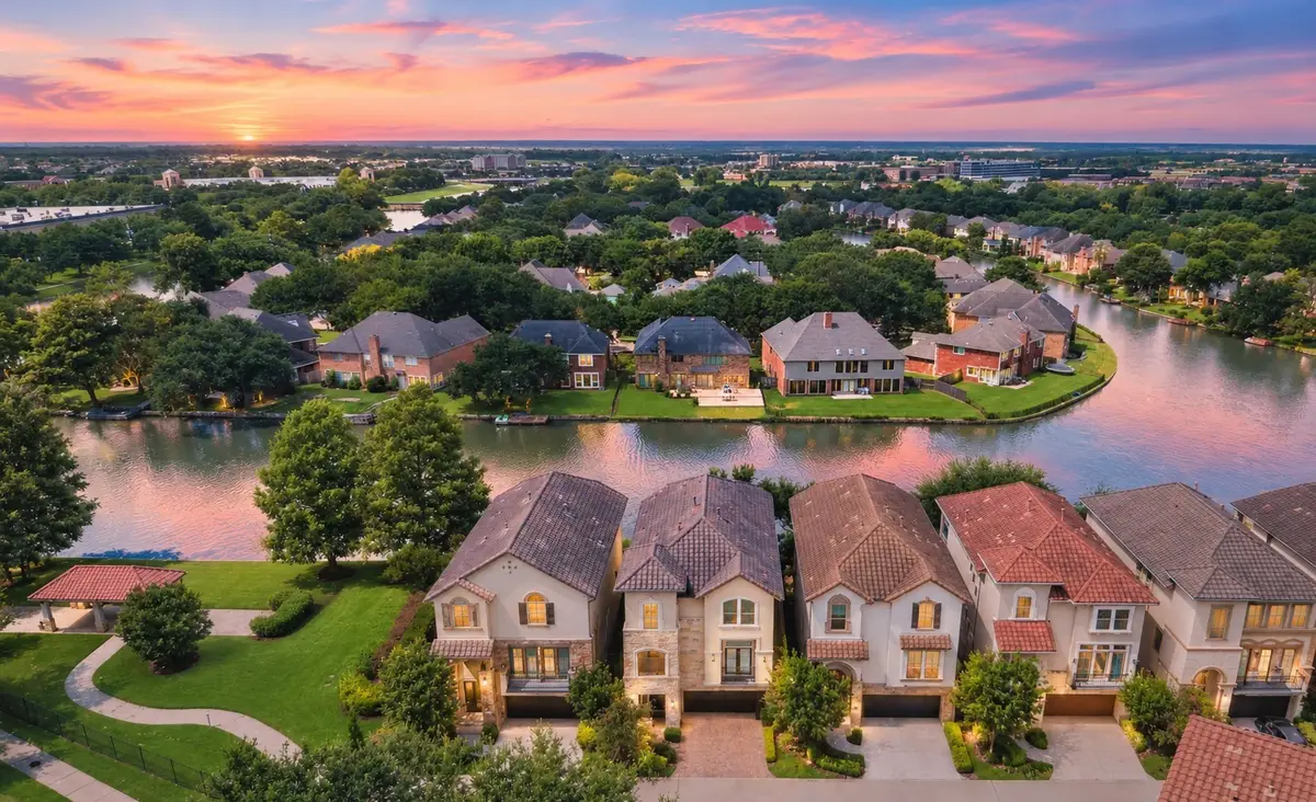 1122 Old Oyster Trail, Sugar Land, TX 77478 - #1