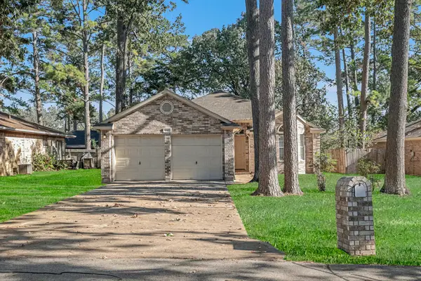 10467 Twin Circles Drive, Montgomery, TX 77356