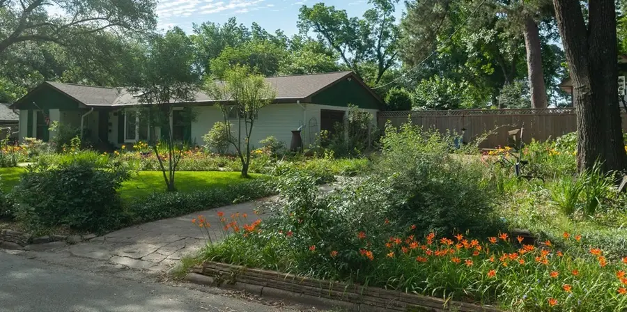 1305 W Grove Avenue, Lufkin, TX 75904 - #2