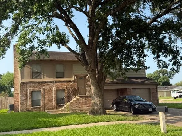 1927 Overbrook Circle, Missouri City, TX 77459