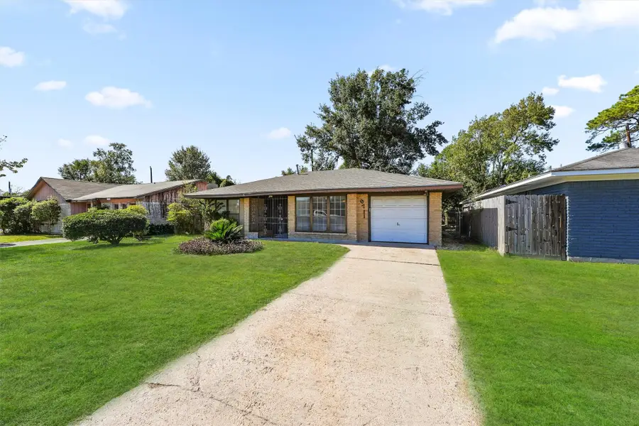 9711 Bertwood Street, Houston, TX 77016 - Image #2