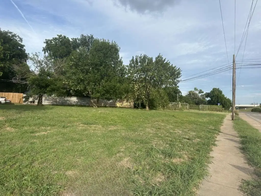 715 Mlk Jr Boulevard, Wichita Falls, TX 76301 - Image #1