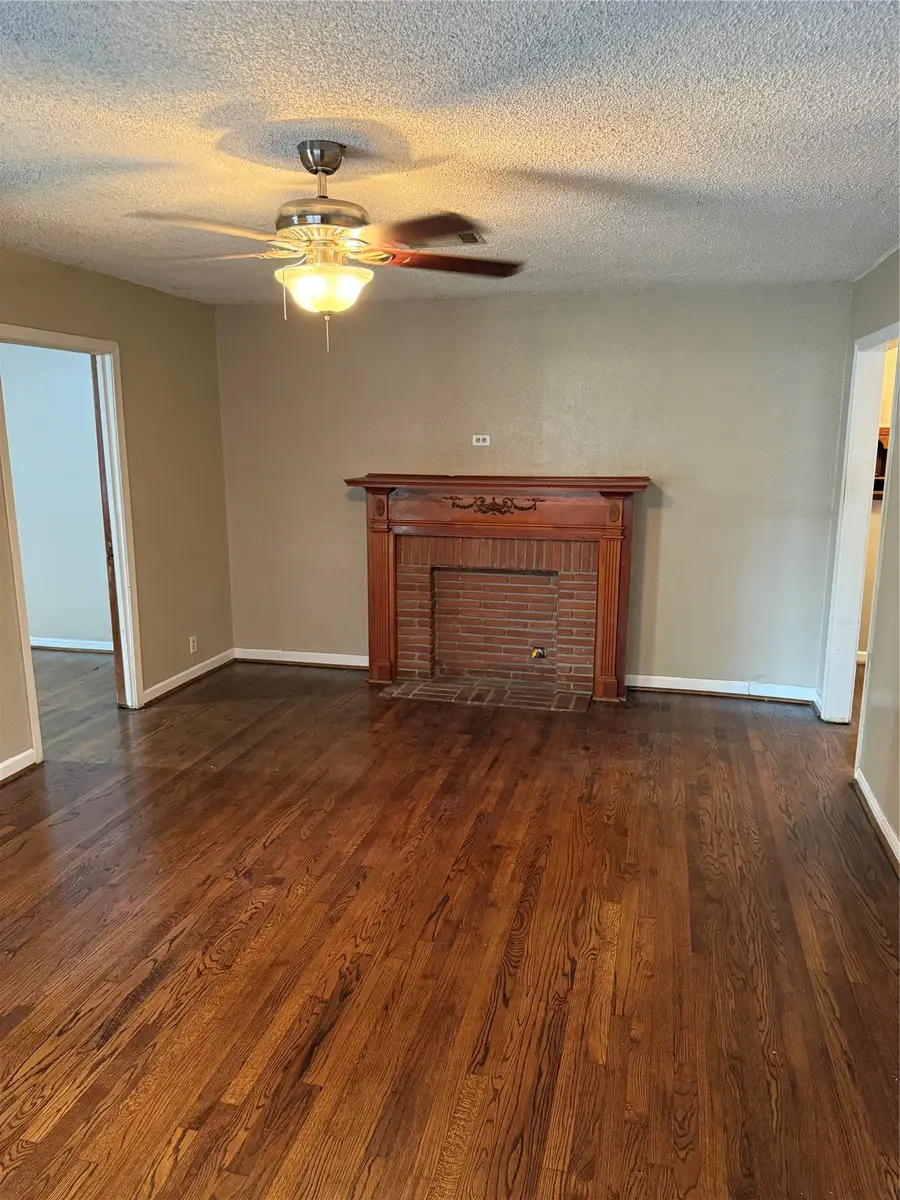 216 Schilling Street, Baytown, TX 77520 - #3