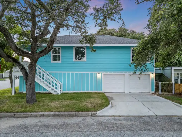 2828 Avenue O 1/2, Galveston, TX 77550