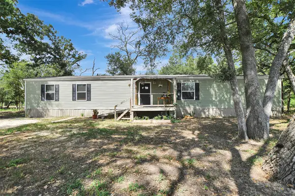 25765 Tyler Park, Bedias, TX 77831