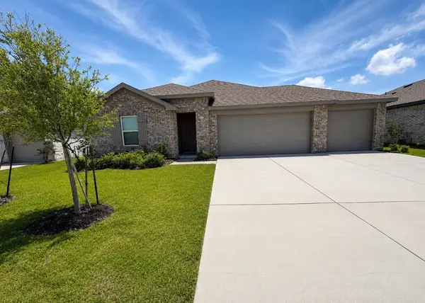 813 Brazos Trail, Dayton, TX 77535
