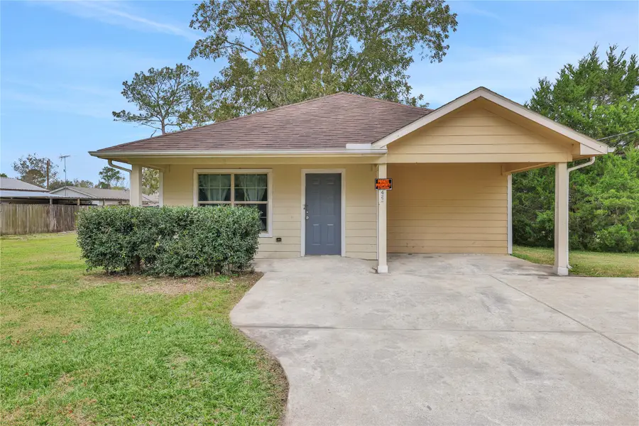 424 Baker Circle, Ames, TX 77575 - Image #2