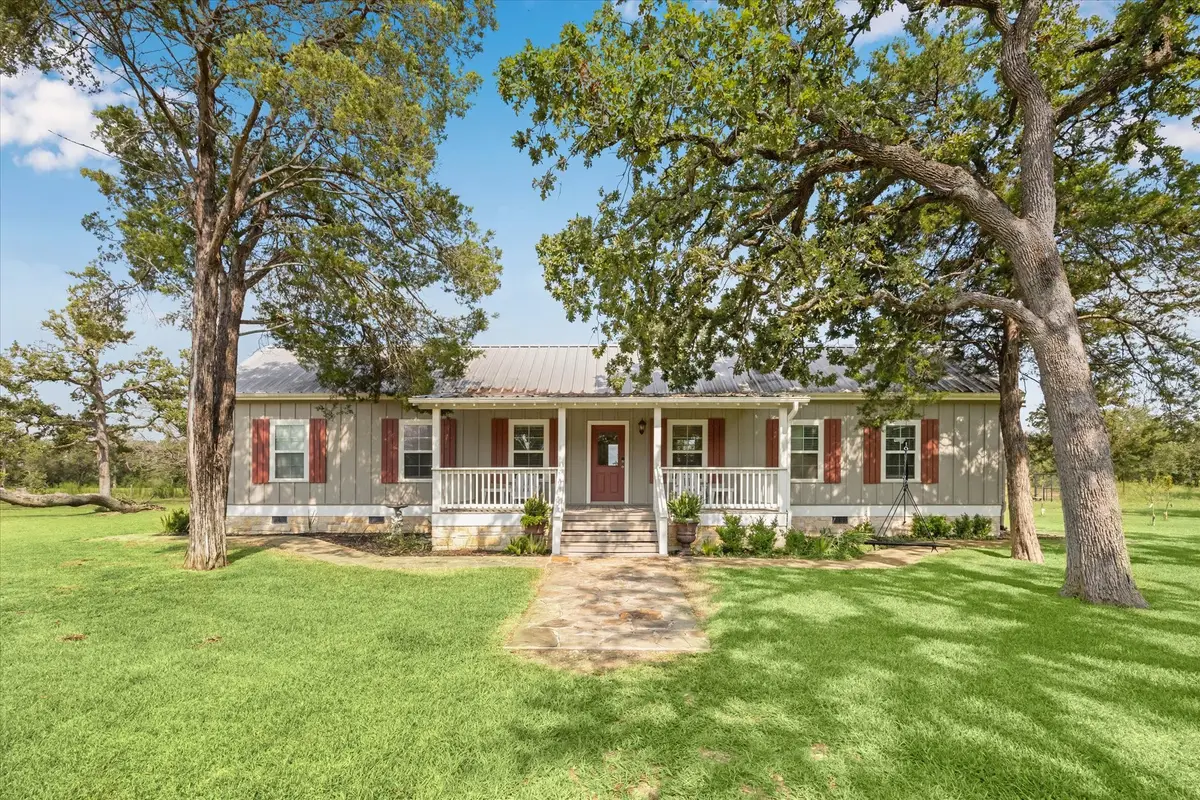 350 Floyd Lane, Round Top, TX 78954 - Image #1