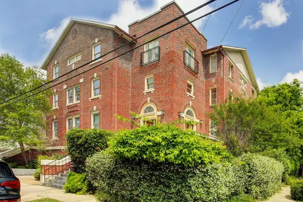 215 W Norma Street #302, Houston, TX 77009