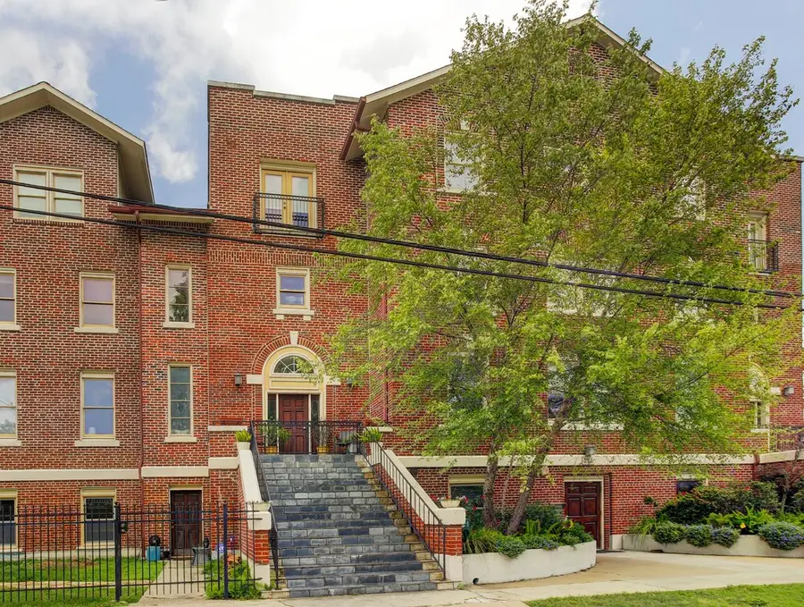 215 W Norma Street #302, Houston, TX 77009 - #2