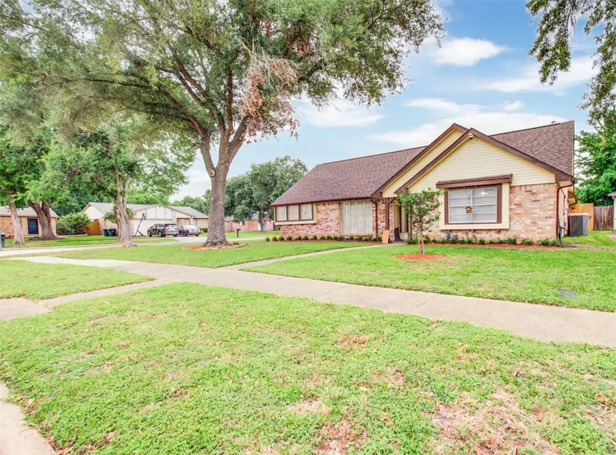 13526 Sherwood Street, Sugar Land, TX 77498 - #2