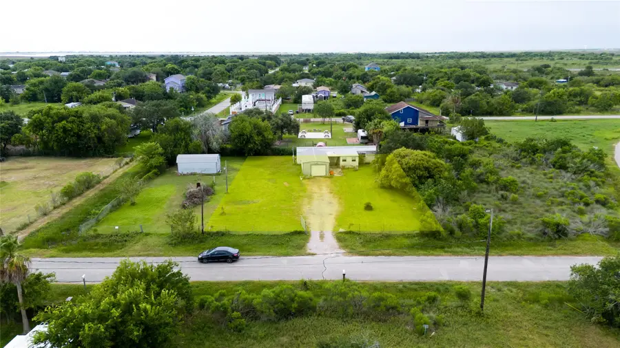 4743 Mallard Street, Hitchcock, TX 77563 - #3