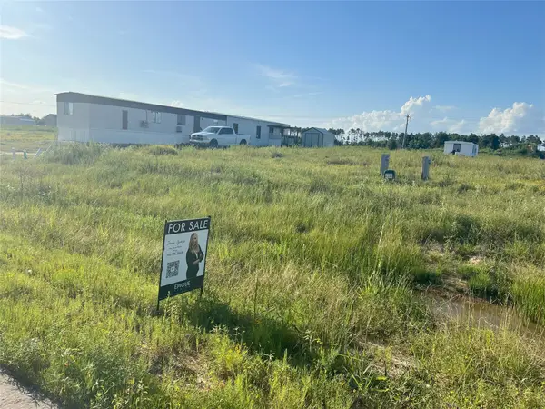 8092 Road 5866, Dayton, TX 77535