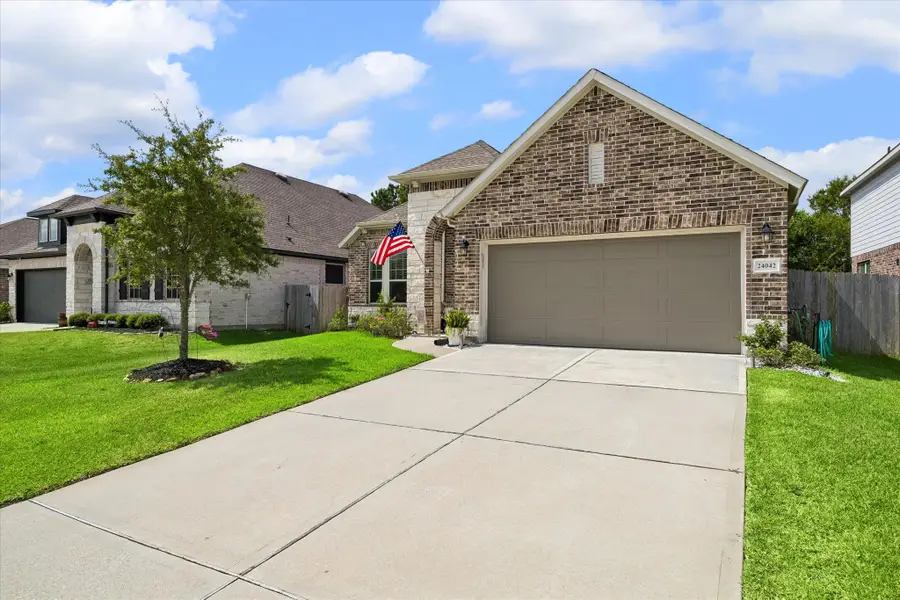 24042 Hawthorn Lakes Drive Drive, New Caney, TX 77357 - #2