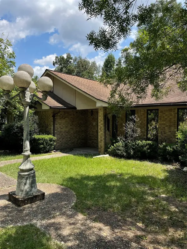 10074 Overbrook Drive, Conroe, TX 77304