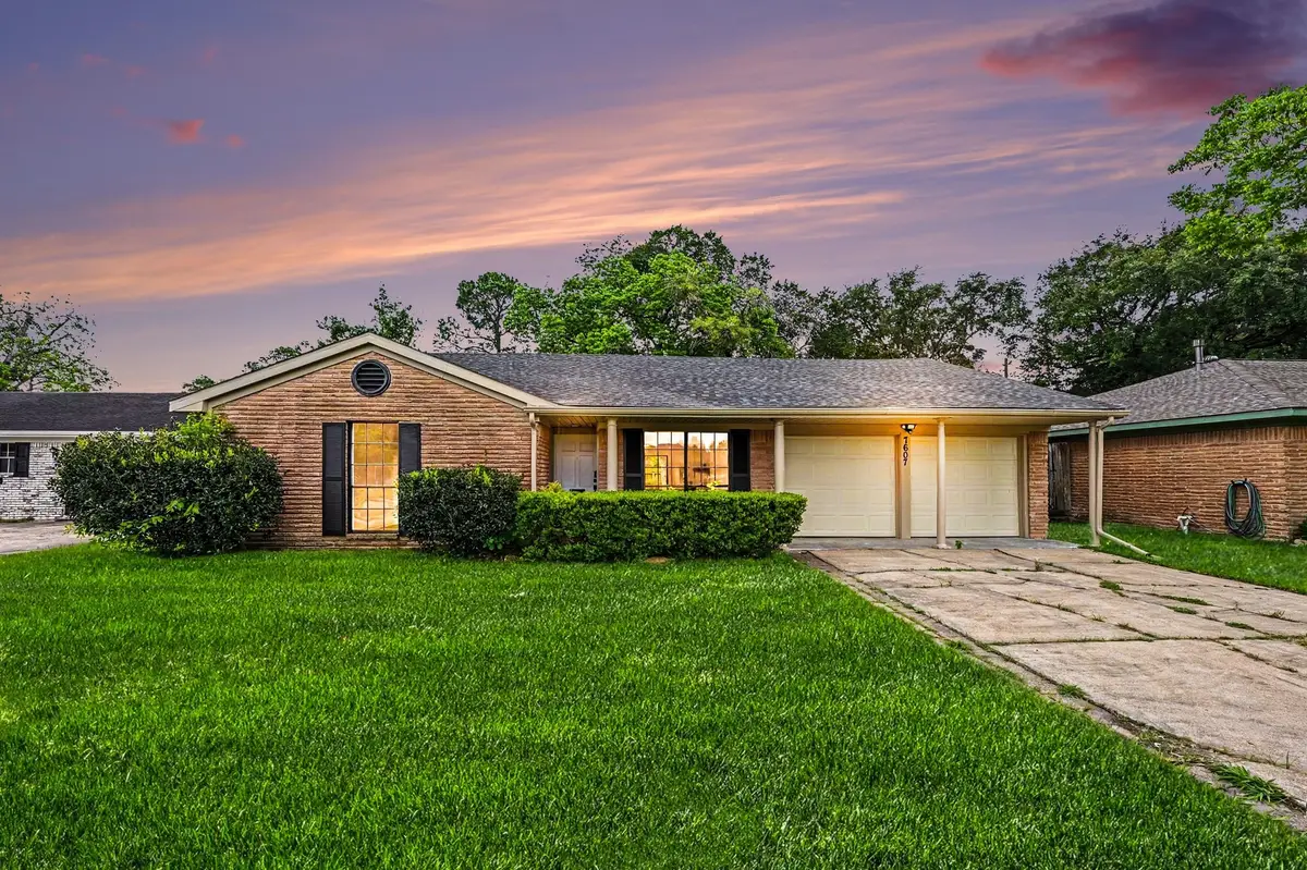 7607 Grape Street, Houston, TX 77074 - #1