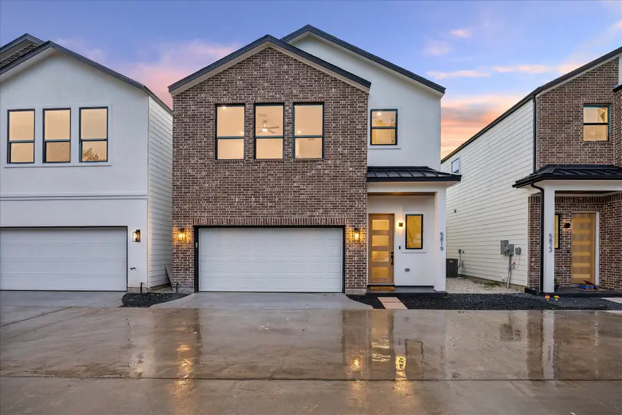 5819 Outer Banks Street, Houston, TX 77091 - #2