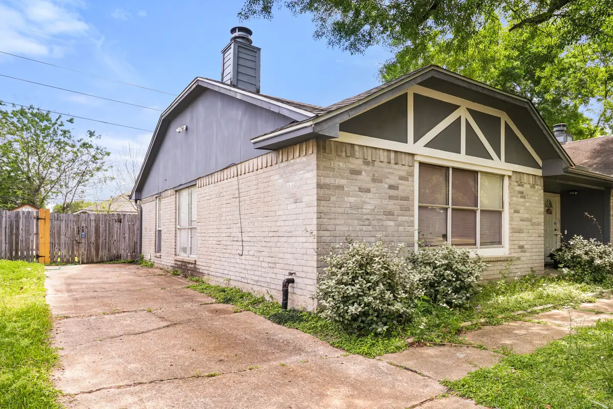 3819 Westmeadow Drive, Houston, TX 77082 - #1