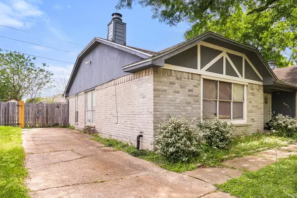 3819 Westmeadow Drive, Houston, TX 77082