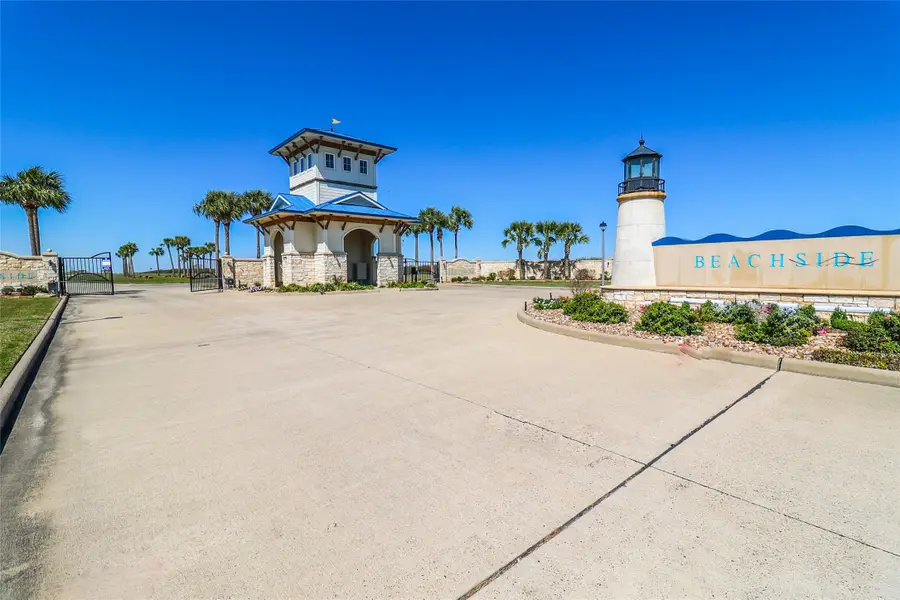 3204 Camp Hulen Drive, Palacios, TX 77465 - Image #2