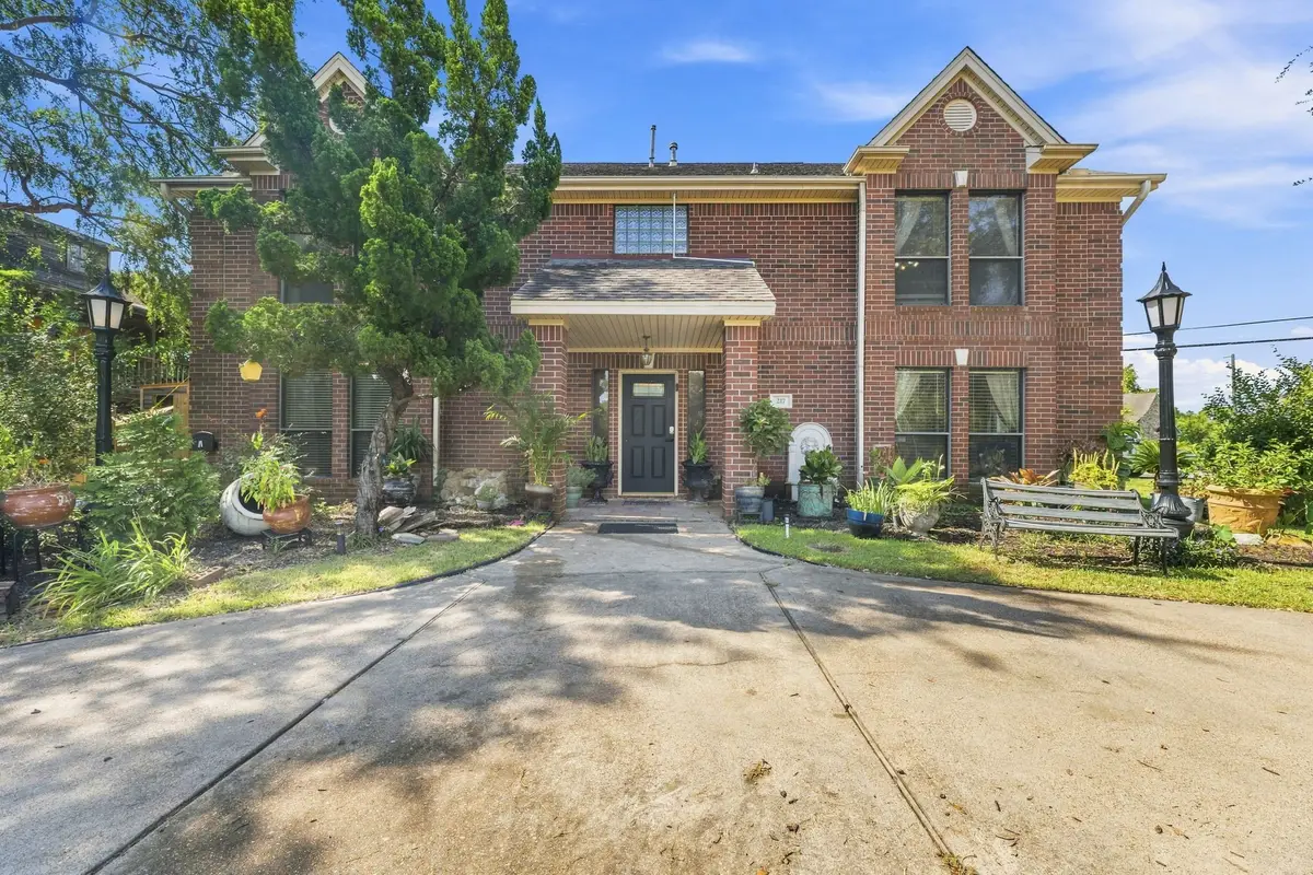 217 Baywood Street, Shoreacres, TX 77571 - #1