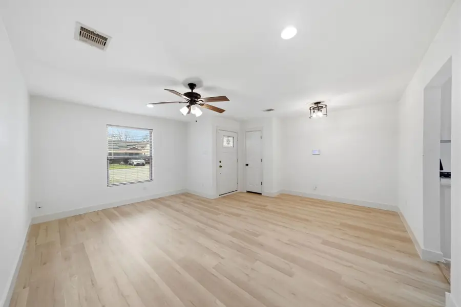 61 Trenwood Lane, Houston, TX 77022 - #3