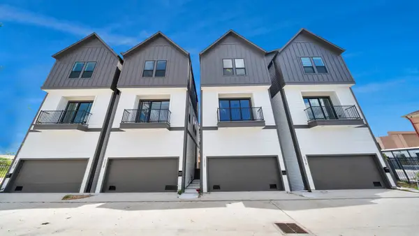 2426 Ella Boulevard, Houston, TX 77008