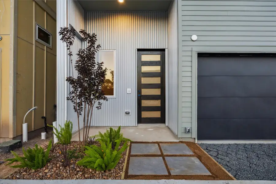 3909 Zina Way, Houston, TX 77018 - Image #2