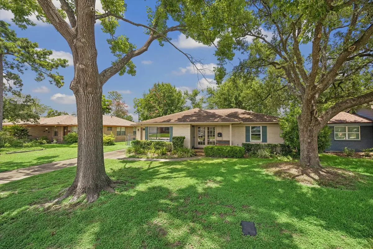 6306 Woodbrook Lane, Houston, TX 77008 - #1