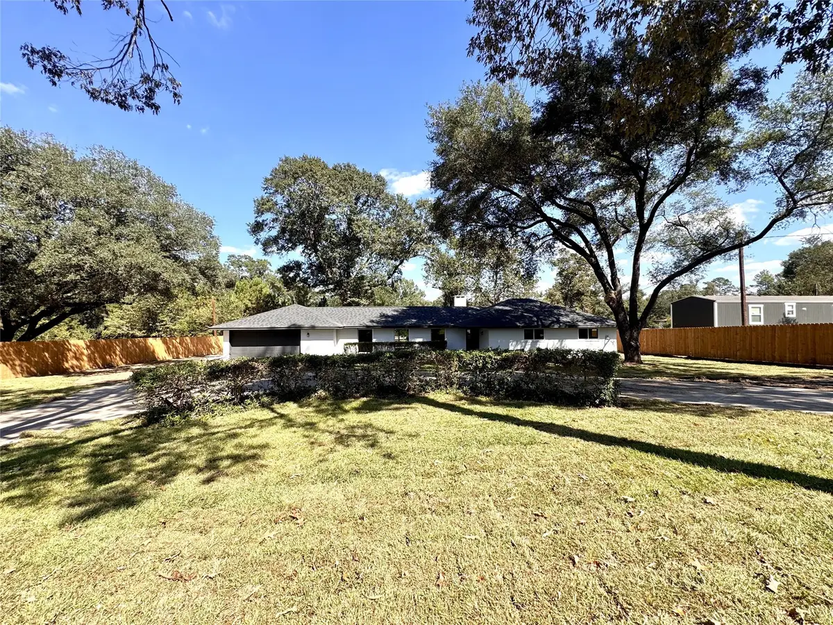 11332 Highcrest Drive, Conroe, TX 77303 - Image #1